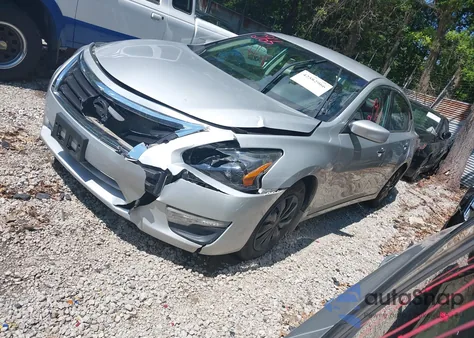 2014 Nissan Altima 2.5 S из США, поврежденный, VIN 1N4AL3AP2EN216392